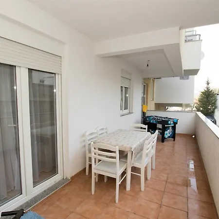 Lala Apartmán *